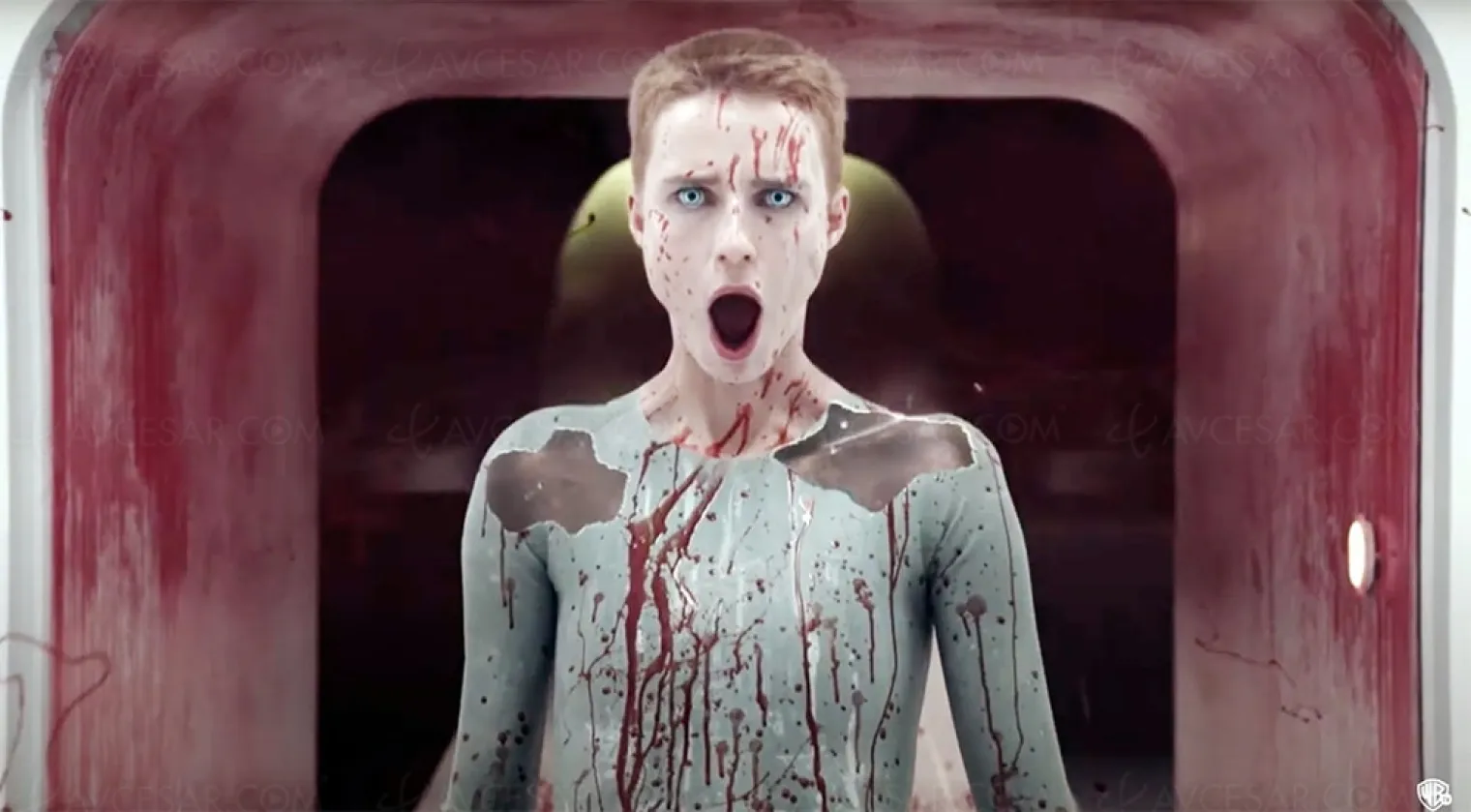 raised-by-wolves-la-serie-de-ridley-scott-se-devoile-et-intrigue-bande-annonce
