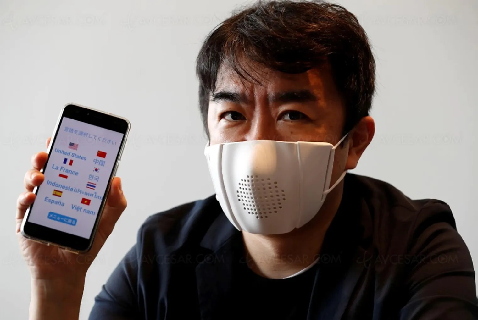 le-masque-chirurgical-connecte-c-face-mask-arrivera-bien-en-europe