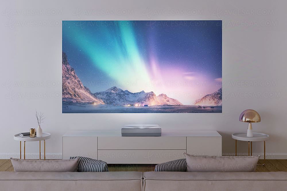 Optoma CinemaX&nbsp;P2 4K&nbsp;UHD, vidéoprojecteur laser ultra‑courte focale 3&nbsp;000&nbsp;lumens