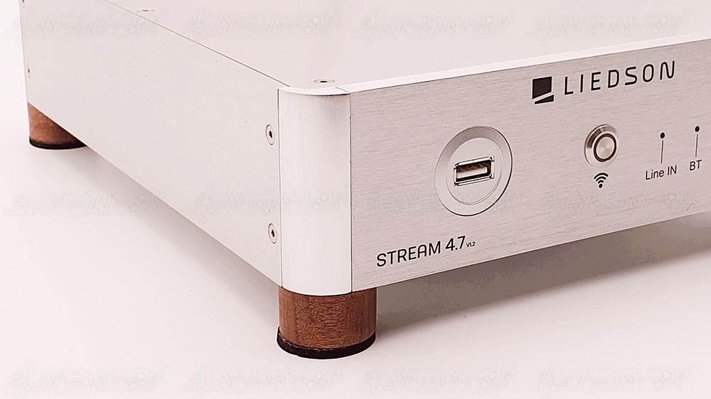 Liedson Stream 4.7. version&nbsp;1.2, lecteur&nbsp;réseau/pré‑ampli