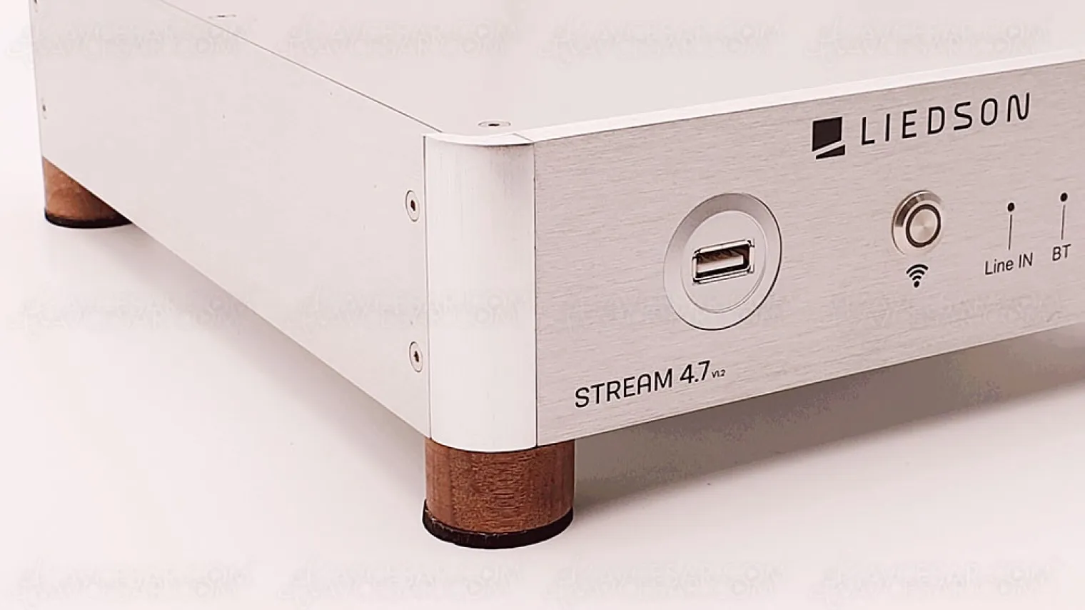 liedson-stream-4-7-version-1-2-lecteur-reseau-pre-ampli