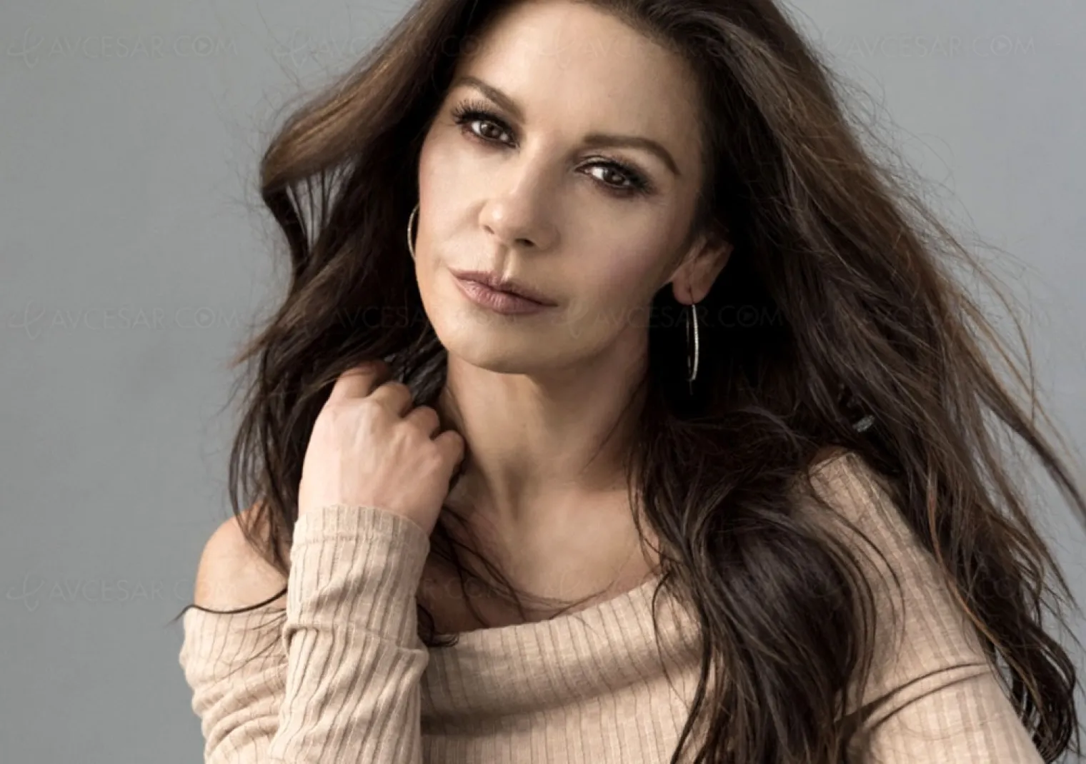 catherine-zeta-jones-rejoint-la-saison-2-de-the-prodigal-son-bientot-sur-tf1