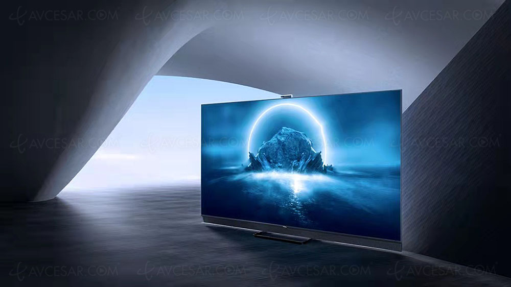 tcl_c825_mini_led_tv_lifestyle2.jpg