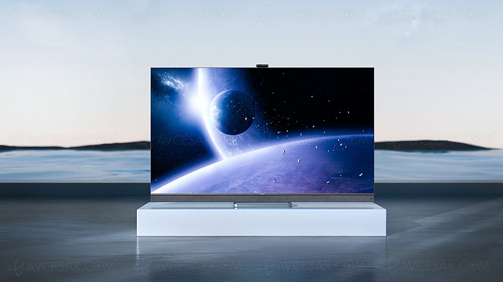 tcl_c825_mini_led_tv_lifestyle3.jpg