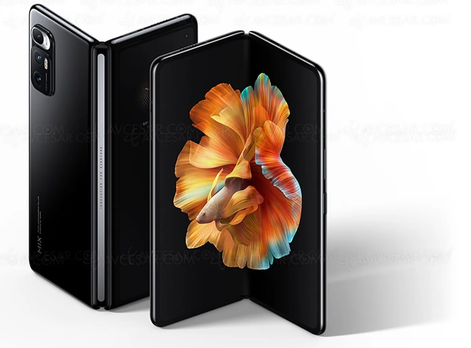 mi-mix-fold-premier-smartphone-pliable-de-xiaomi