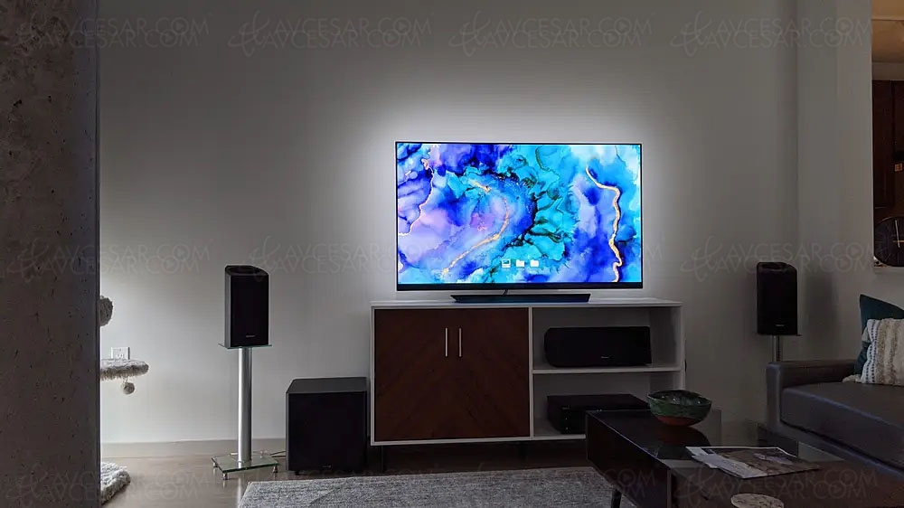 Bandeau lumineux LED LX1 certifié ISF pour limiter la fatigue oculaire devant&nbsp;le&nbsp;TV