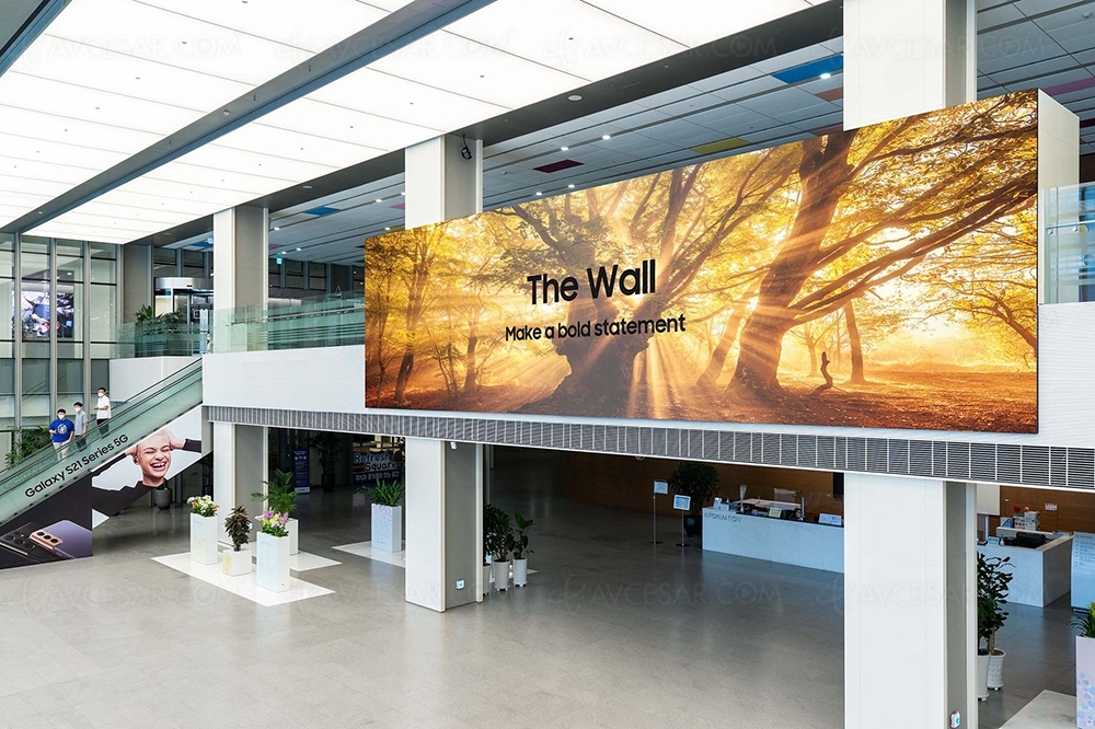 Écran Samsung Micro&nbsp;LED The&nbsp;Wall IWA&nbsp;Series&nbsp;: 16K et&nbsp;25&nbsp;m de&nbsp;diagonale&nbsp;!