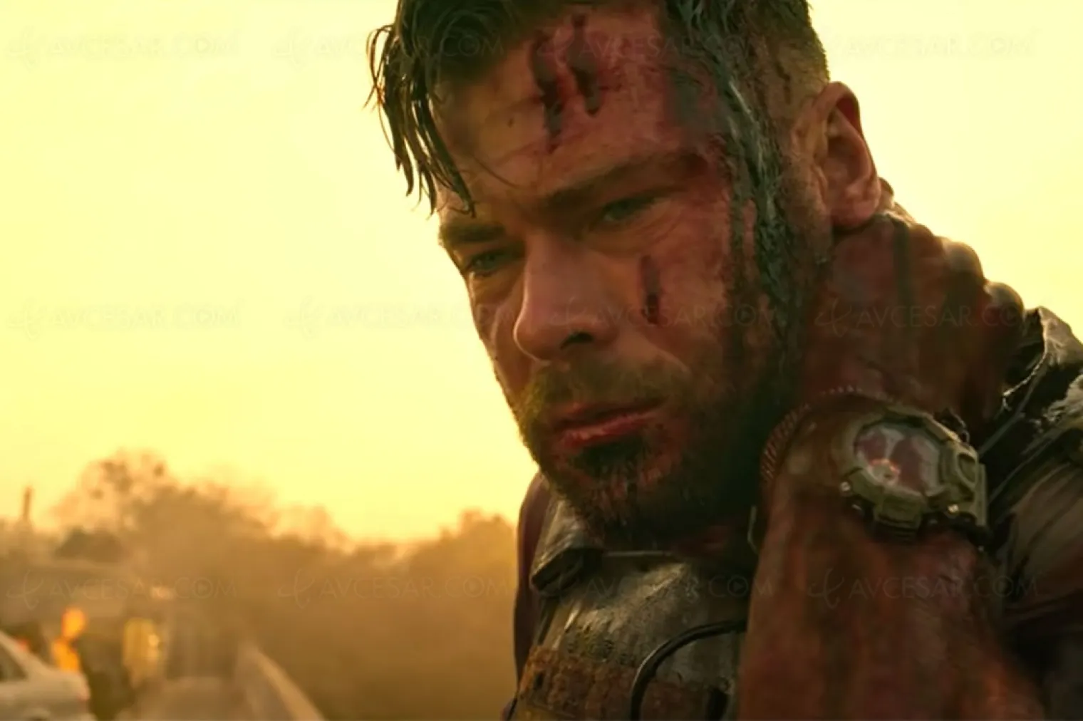 extraction-2-chris-hemsworth-ca-se-precise-teaser