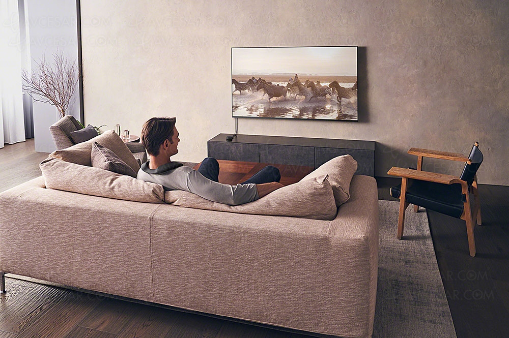 Sony SRS-NS7&nbsp;: enceinte tour de cou sans‑fil, Dolby Atmos&nbsp;en&nbsp;solo