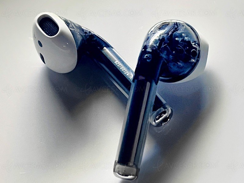 AirPods transparents, un prototype dans&nbsp;la&nbsp;nature