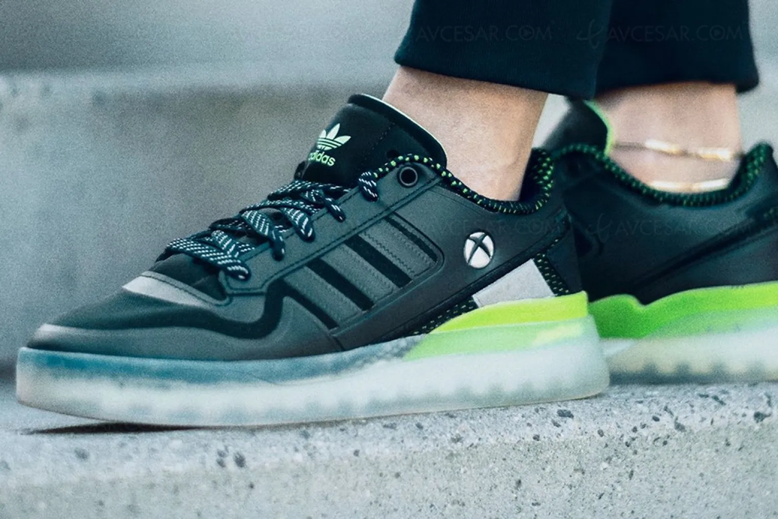 adidas-xbox-pour-le-20e-anniversaire-de-la-console