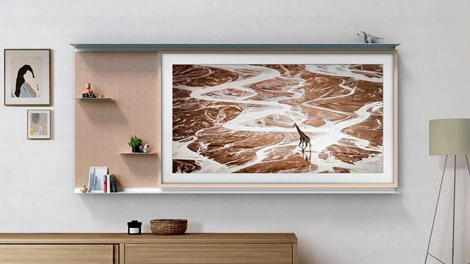 ces-22-tv-samsung-the-frame-ls03b-ultra-hd-4k-lifestyle-tv-du-43-au-85