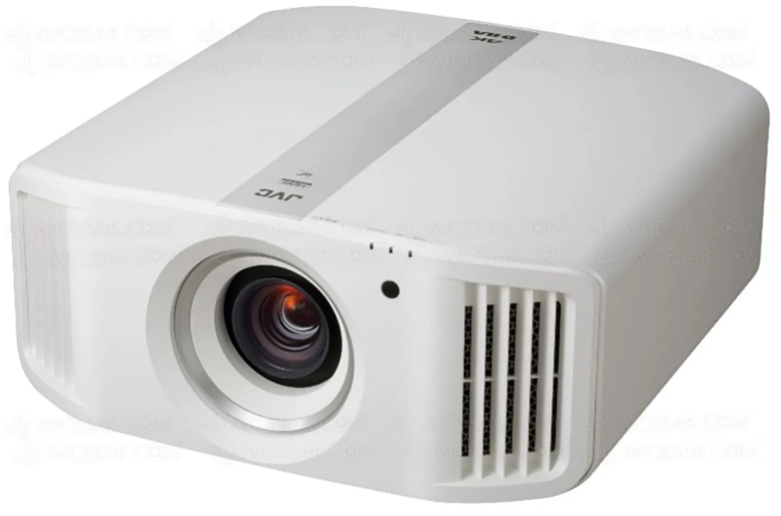 jvc-dla-np5-nouveau-videoprojecteur-matrice-d-ila-4k-native-hdr10-4k-120-et-hdmi-2-1-48-gbps