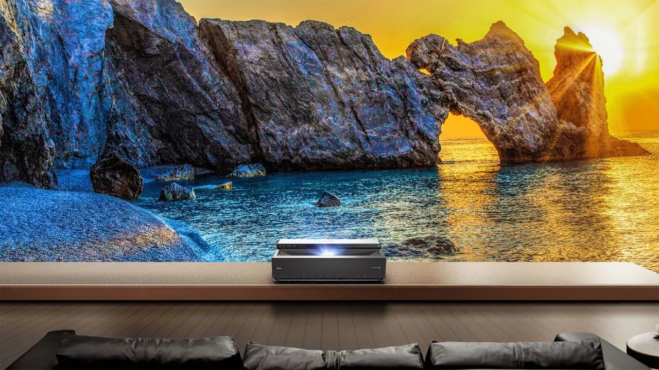 CES 22 > Laser TV Ultra&nbsp;HD 8K Hisense&nbsp;LX8K, mise à jour&nbsp;spécifications