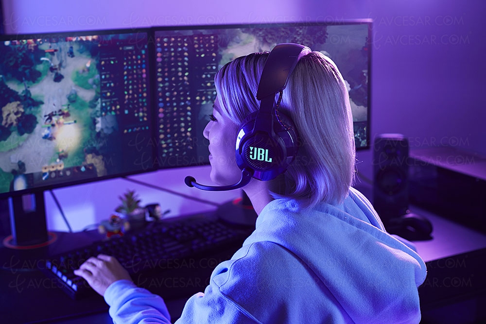 CES 22 > JBL Quantum&nbsp;810 et JBL Quantum&nbsp;610, casques gaming avec interface&nbsp;Discord