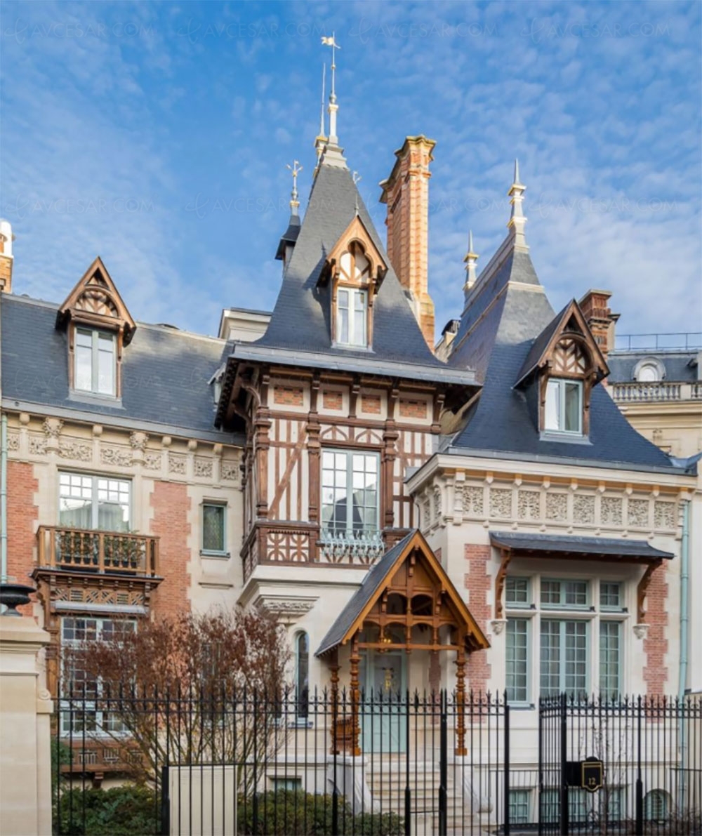 Maison à vendre, ou plutôt palais parisien avec Home Cinéma et piscine&nbsp;de&nbsp;16&nbsp;m