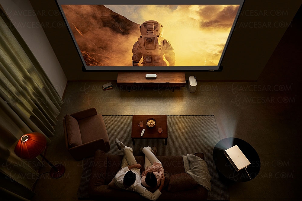 LG HU710P CineBeam Ultra&nbsp;HD 4K, vidéoprojecteur laser/LED (rouge&nbsp;et&nbsp;bleue)
