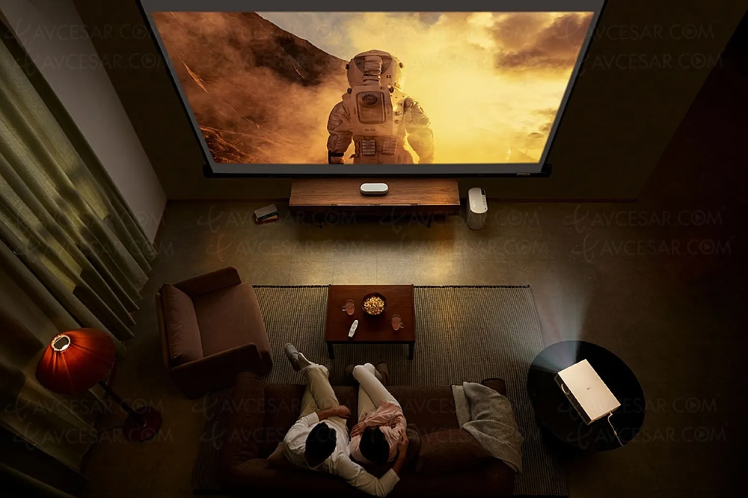 lg-hu710p-cinebeam-ultra-hd-4k-videoprojecteur-laser-led-rouge-et-bleue