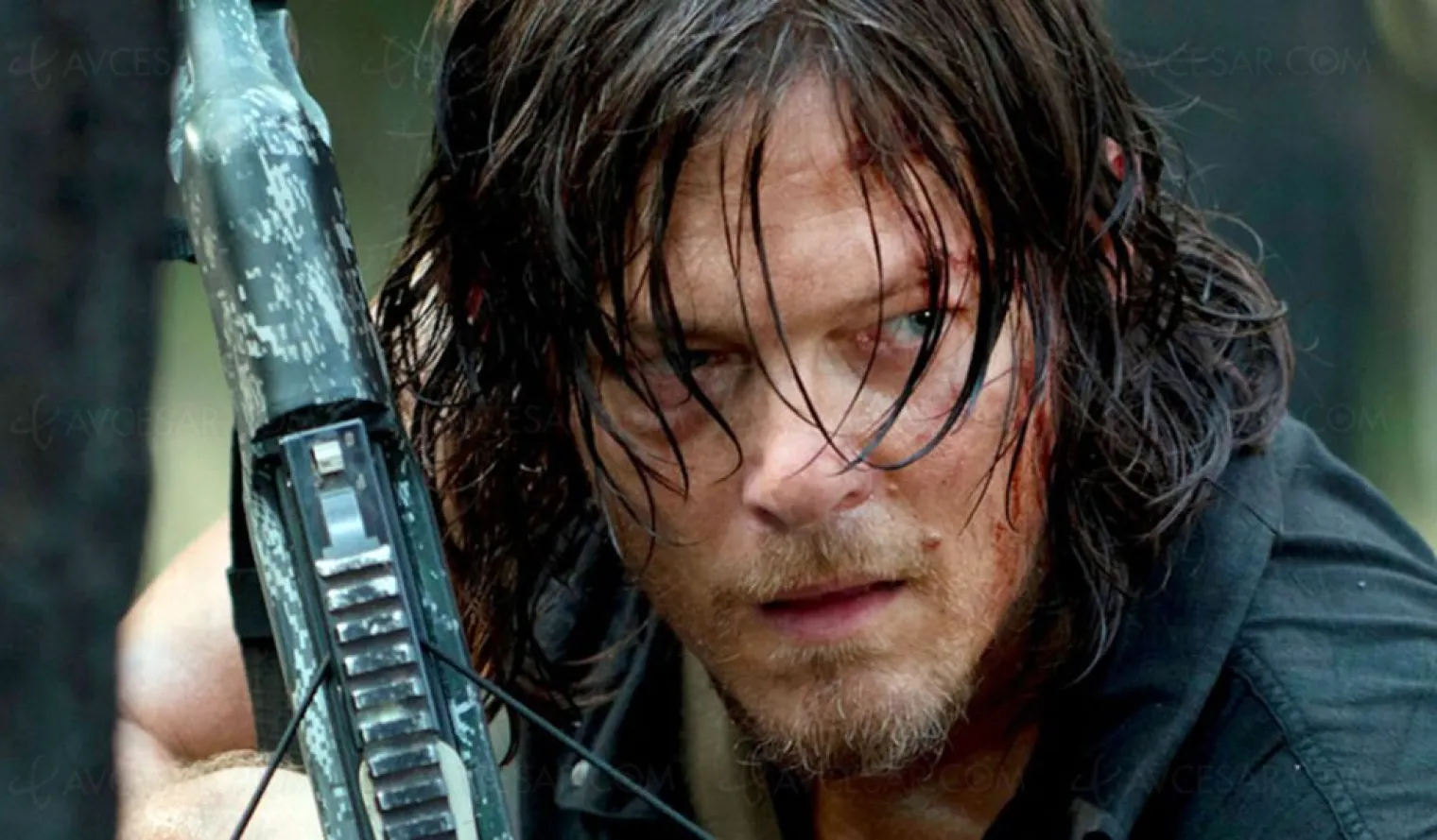 norman-daryl-reedus-the-walking-dead-prive-de-zombies-pour-cause-d-accident