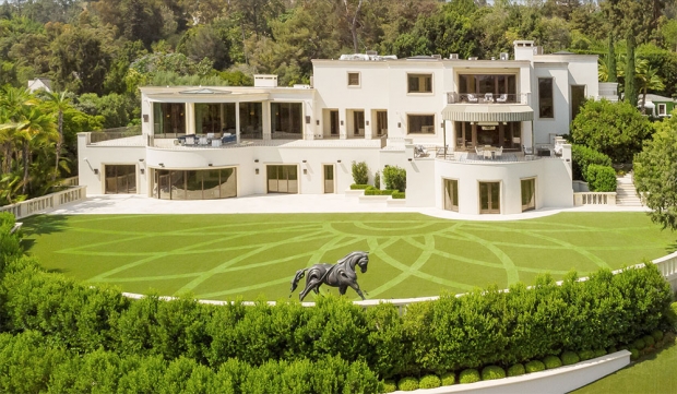 Maison à vendre avec Home Cinéma ultra‑luxe pour 100 000 000 $