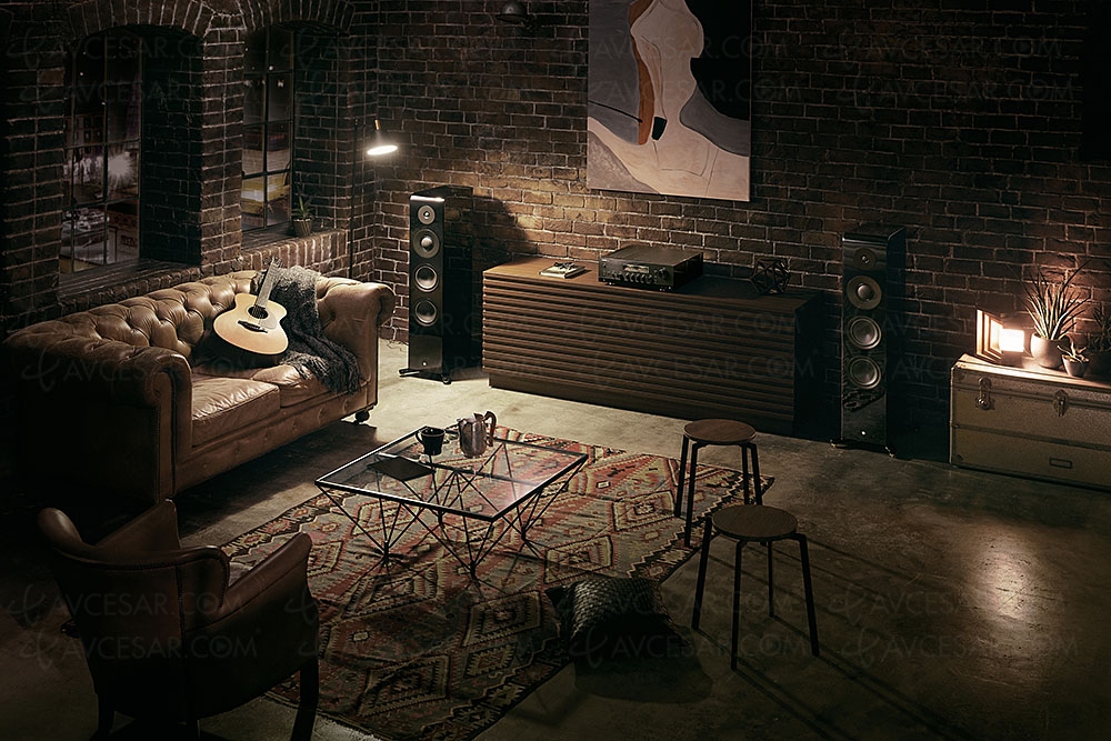 Yamaha R‑N2000A, ampli Hi‑Fi multiroom MusicCast, AirPlay&nbsp;2, Bluetooth/DLNA