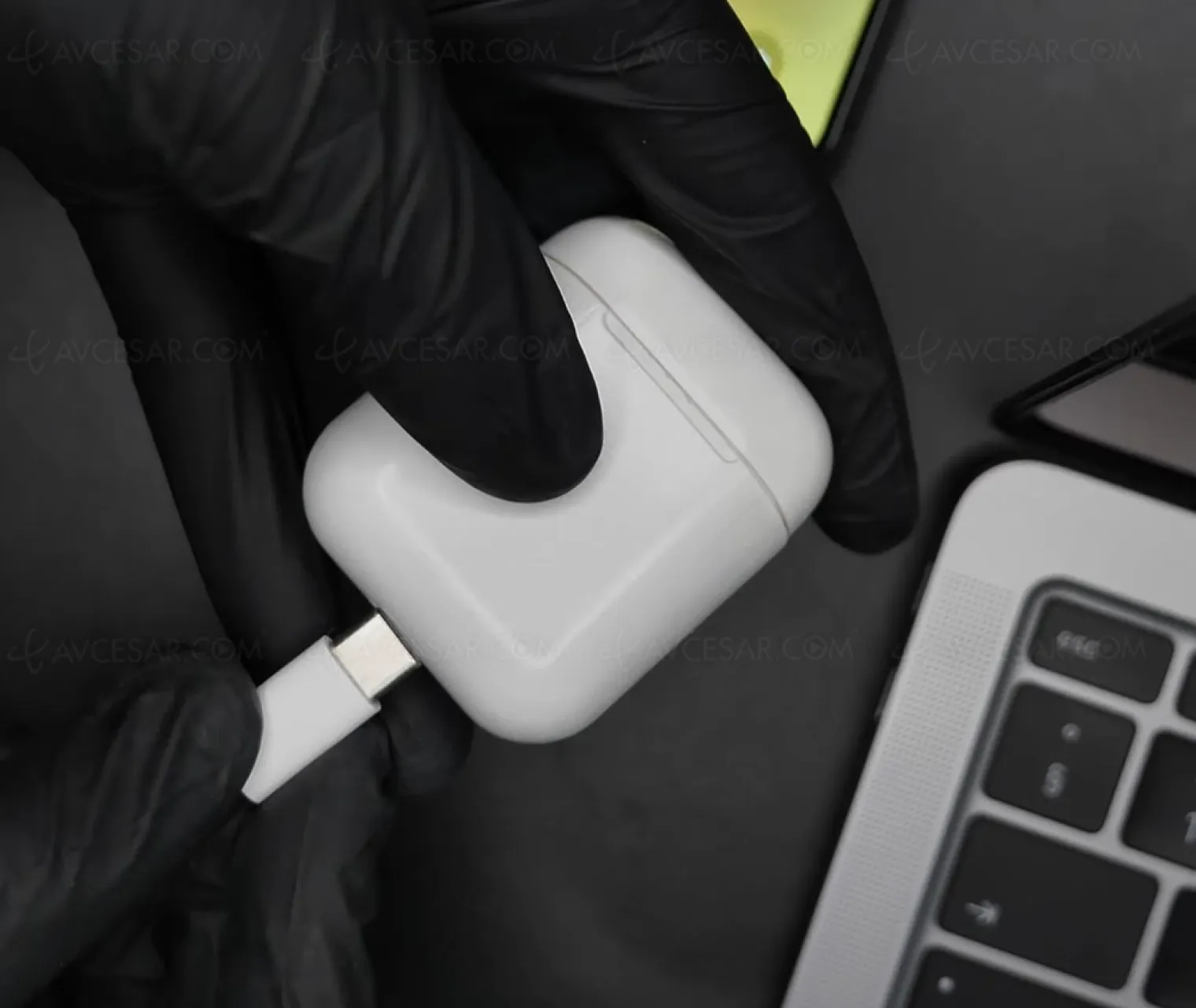 apres-l-iphone-usb-c-les-airpods-usb-c