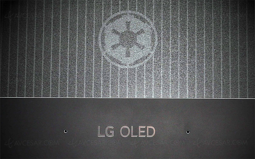 lg_c2_starwarsoled_5_large.jpg