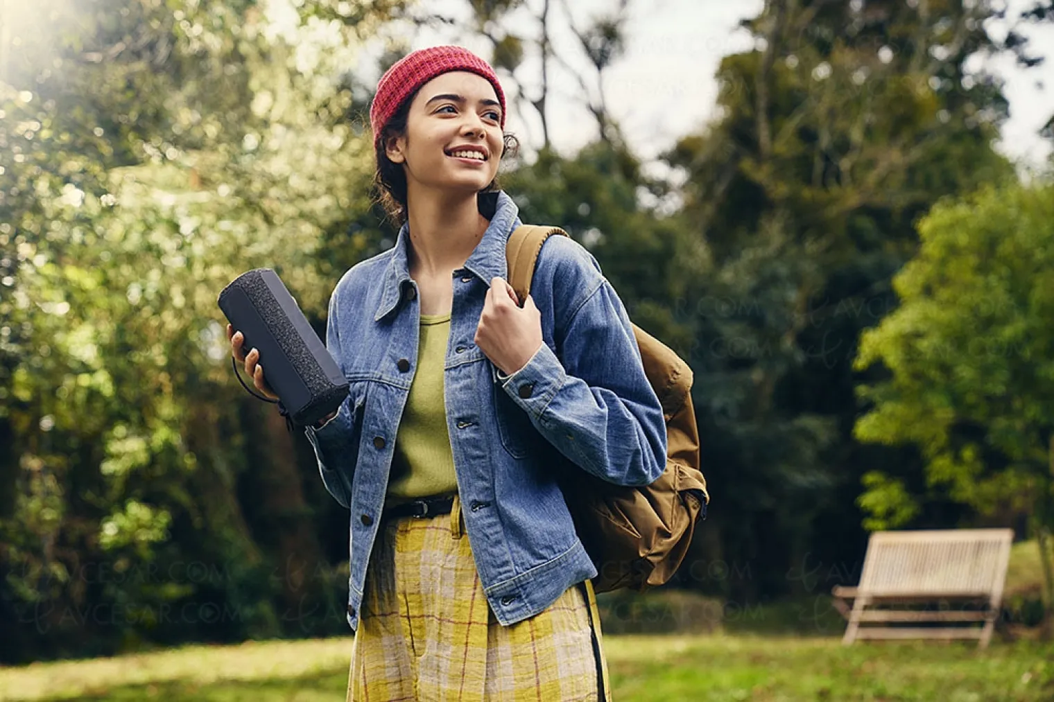 sony-srs-xe200-live-life-loud-nouvelle-enceinte-bluetooth-nomade-et-baroudeuse