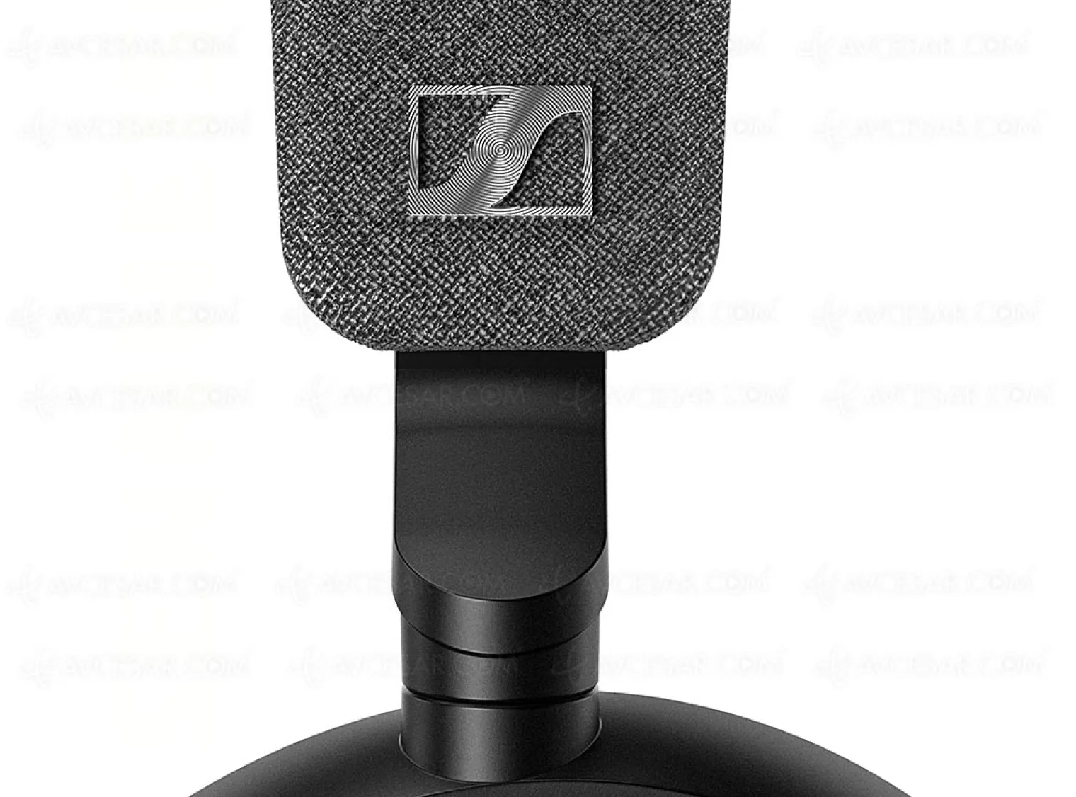 sennheiser-momentum-4-wireless-casque-supra-auriculaire-en-approche