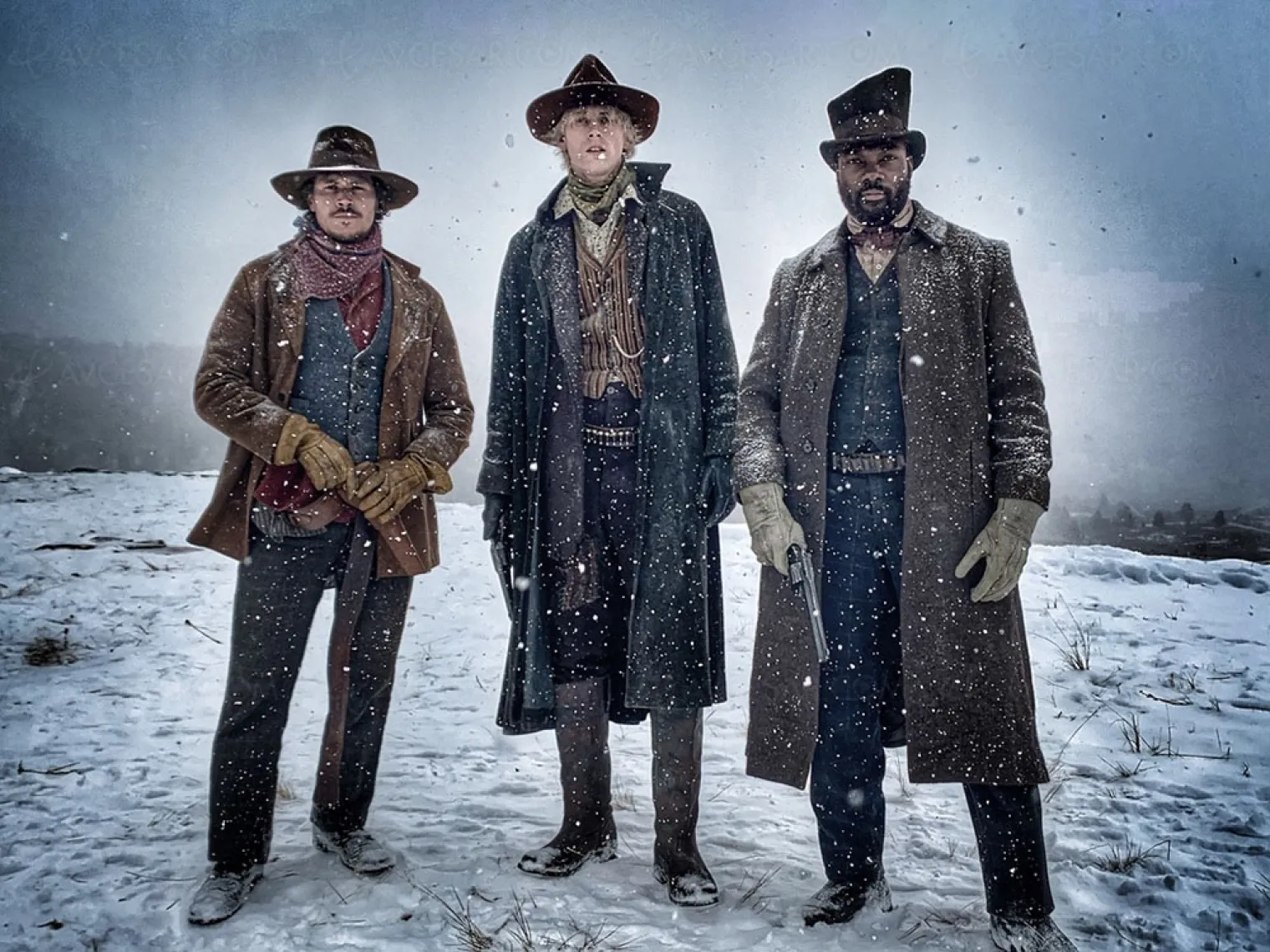 the-last-son-sam-worthington-et-machine-gun-kelly-dans-un-western-noir