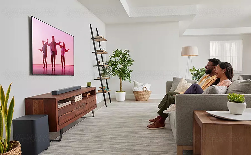 JBL Bar 500 Multibeam&nbsp;: barre sonore compacte 590&nbsp;W et&nbsp;Dolby&nbsp;Atmos&nbsp;virtuel