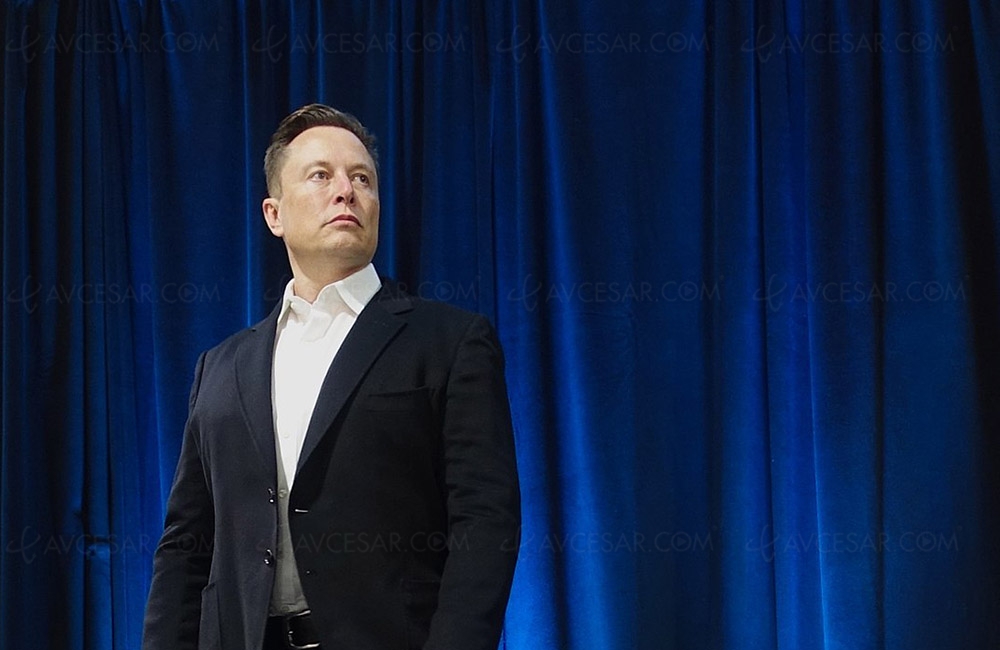 Elon Musk chaud pour lancer un smartphone&nbsp;Tesla&nbsp;?