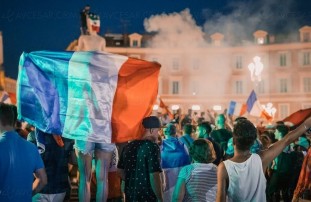 La télé, toujours privilégiée pour suivre la Coupe du Monde de&nbsp;Football