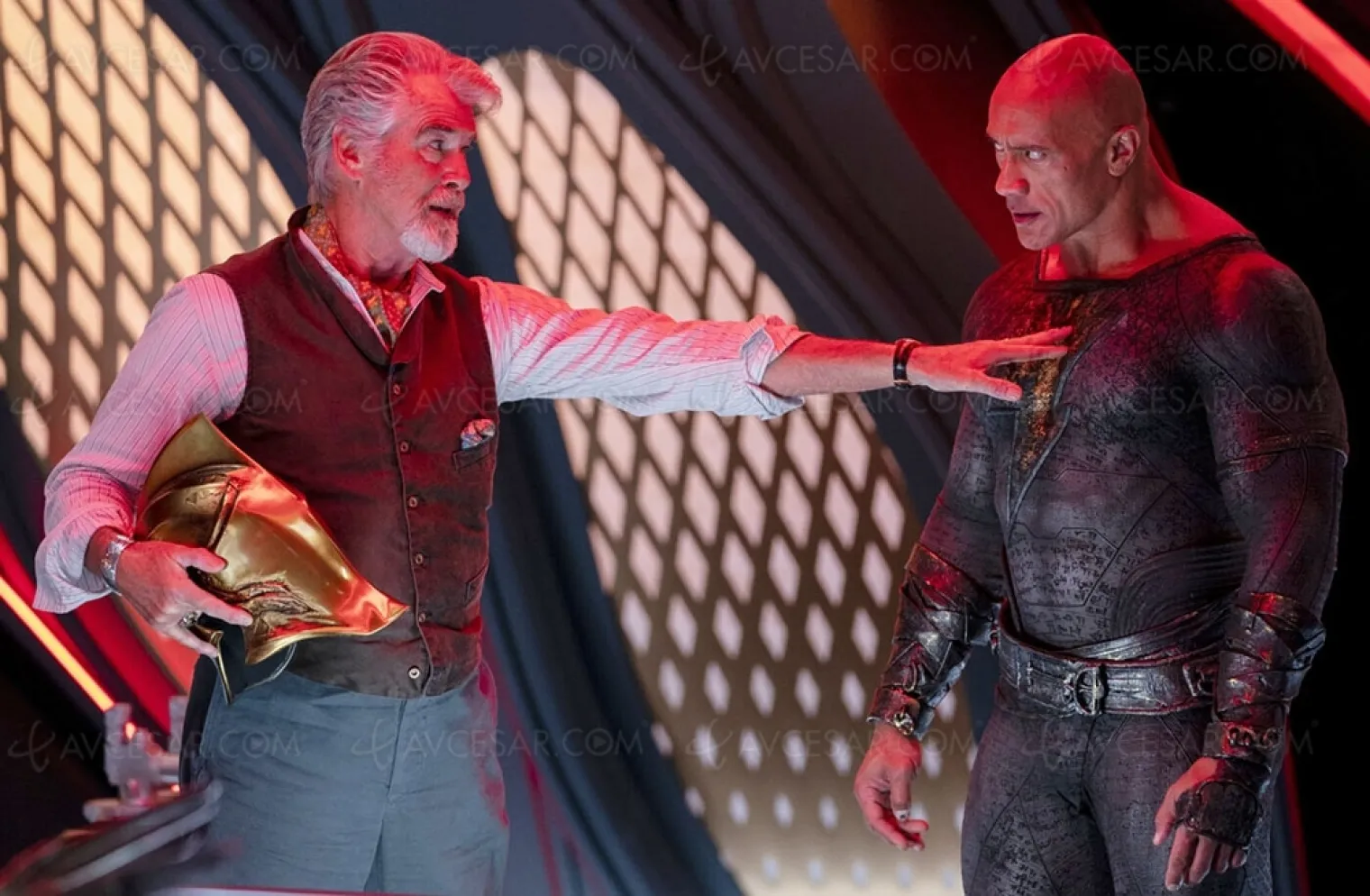 black-adam-ticket-perdant-au-box-office-the-rock-s-effrite