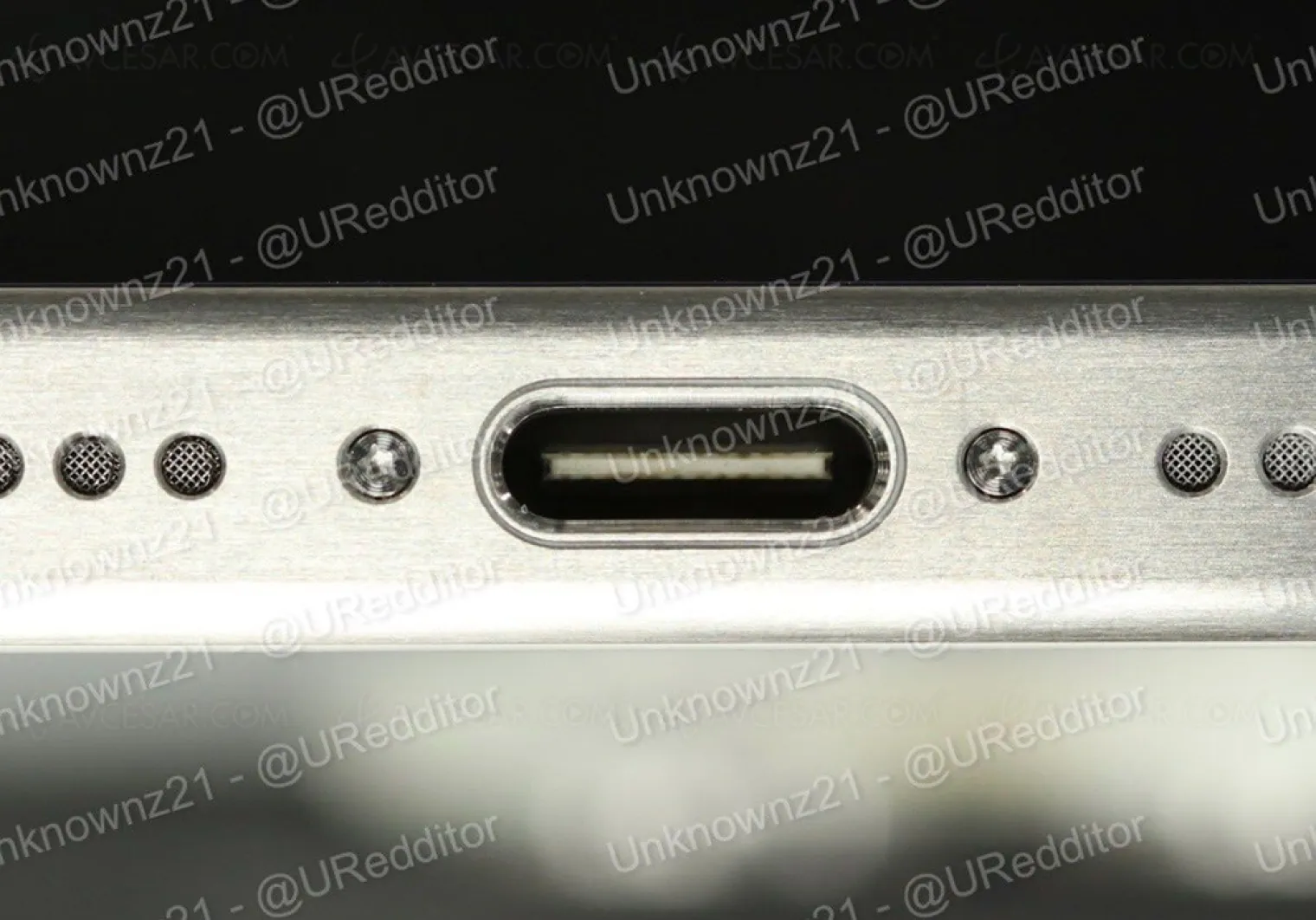 usb-c-sur-iphone-15-photo-volee