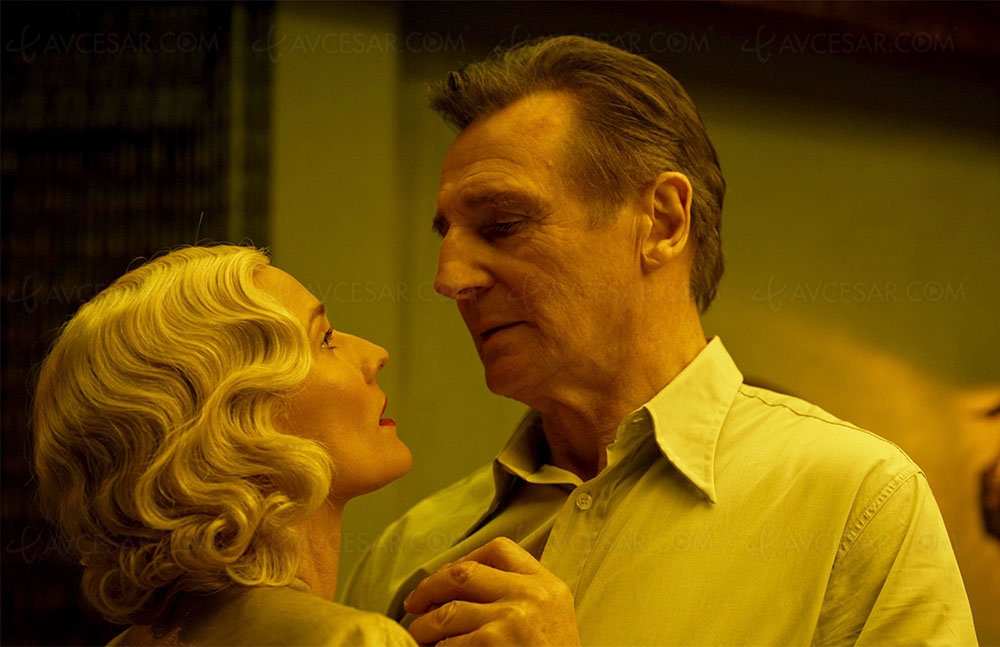 Liam Neeson dans l’imper du célèbre privé Philips&nbsp;Marlowe