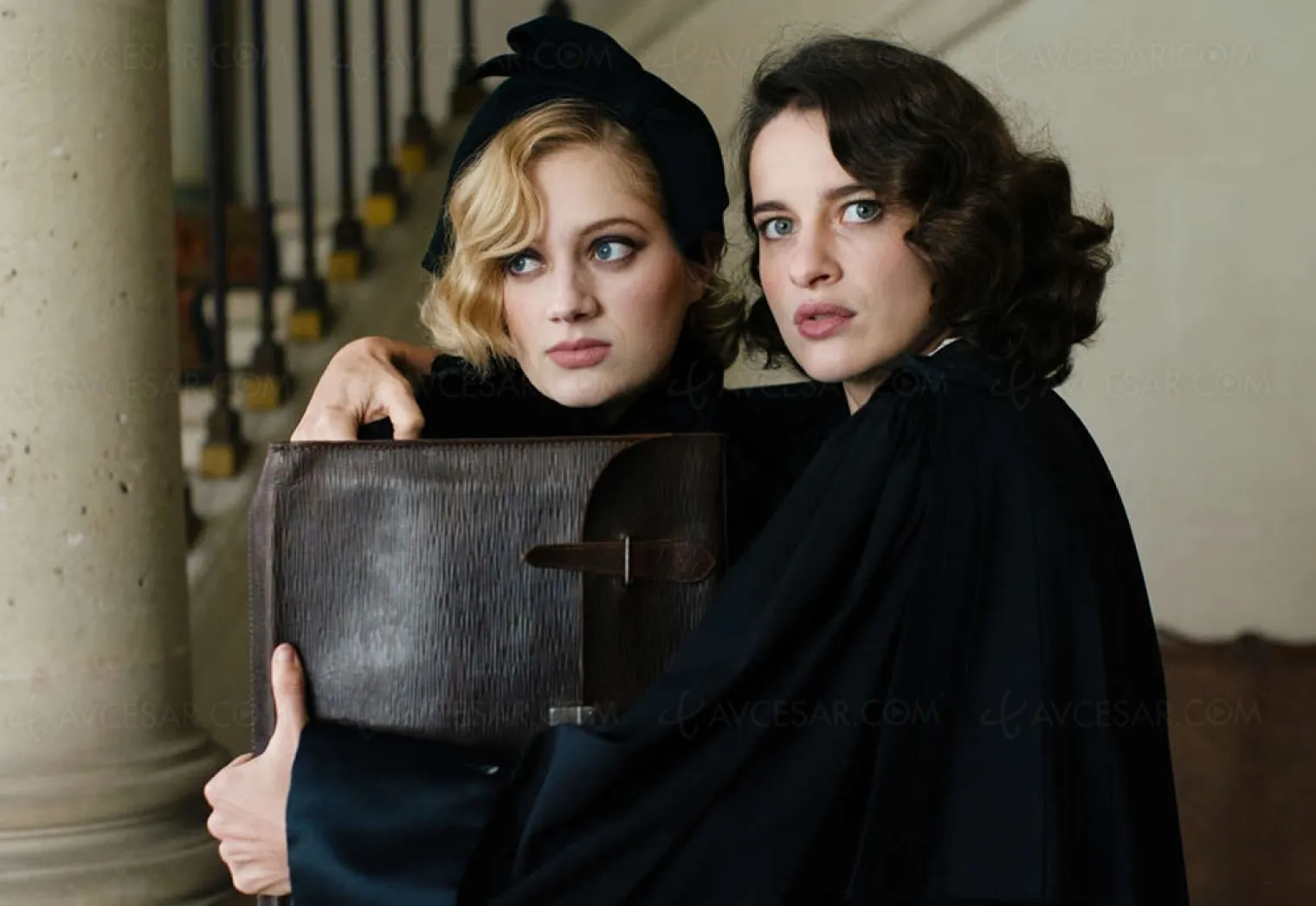 mon-crime-francois-ozon-rejoue-au-detective
