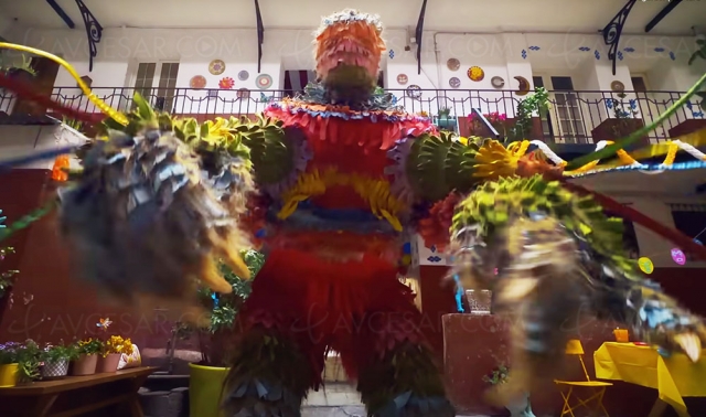 Catcheur mexicain Vs méchante piñata : filmé avec iPhone 14 Pro