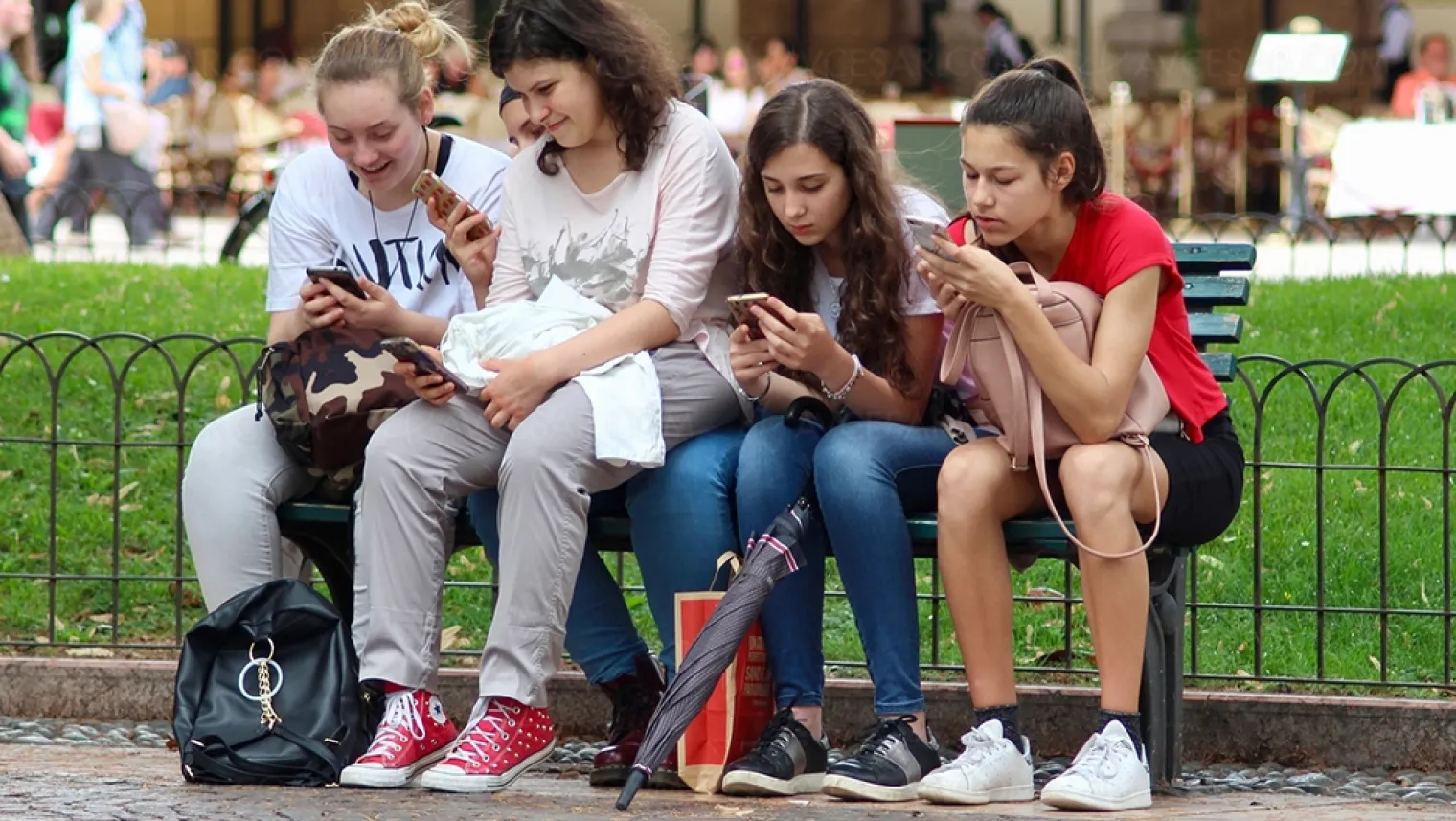 les-ados-americains-toujours-fans-d-iphone