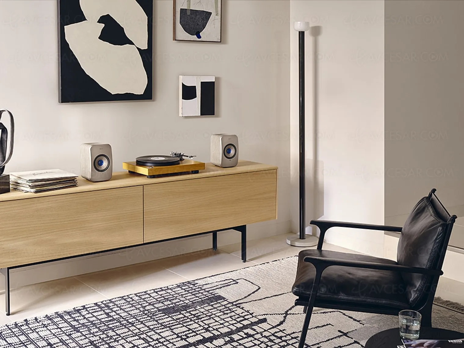 test-kef-lsx-ii-enceintes-actives-bibliotheque-en-ligne