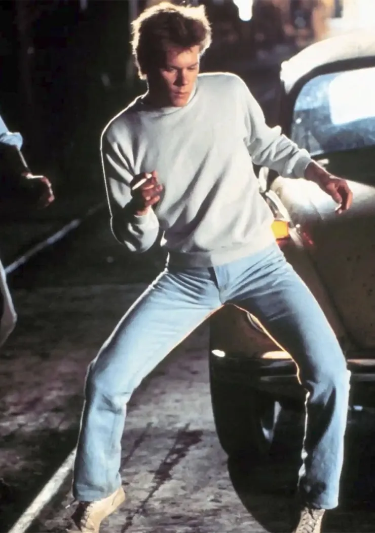 1984-2024-le-grand-retour-de-footloose-en-4k-avec-kevin-bacon-en-sneakers-blanches