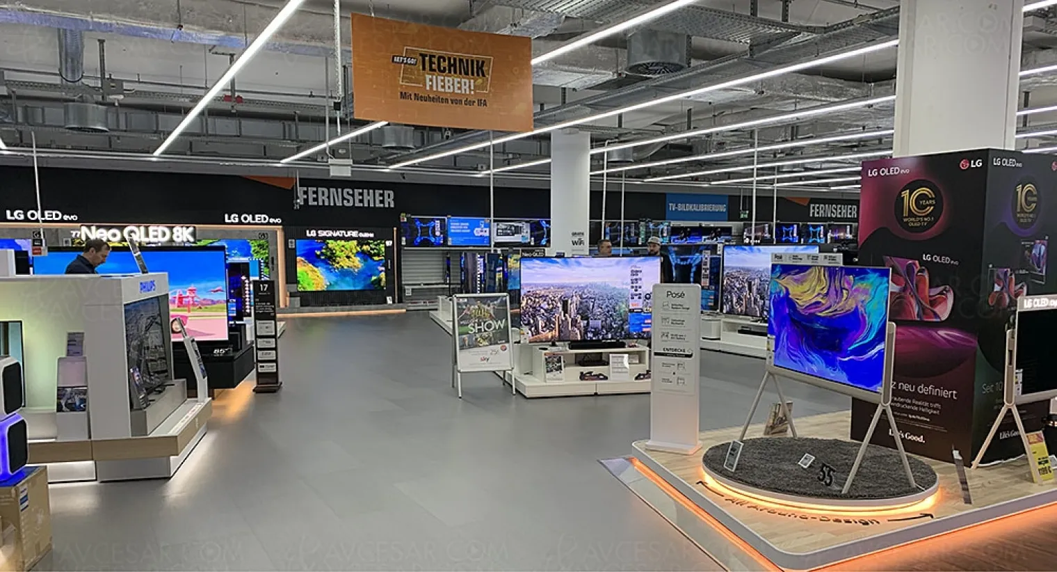 marche-tv-oled-2023-de-la-baisse-a-la-chute-24