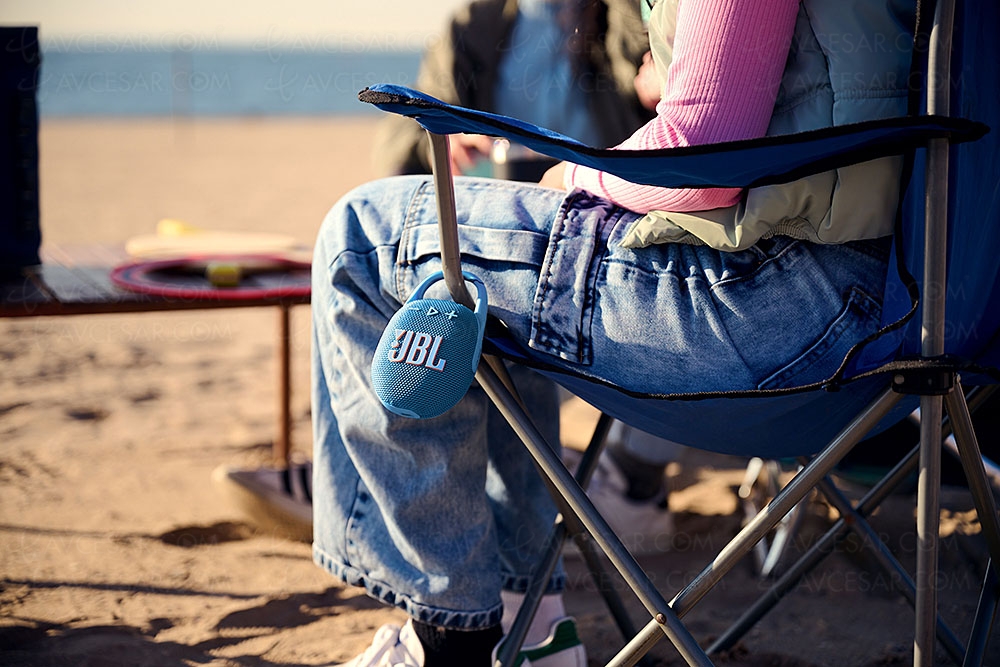 CES 24 > JBL Clip&nbsp;5, enceinte Bluetooth Auracast étanche pour bouger partout tout&nbsp;le&nbsp;temps
