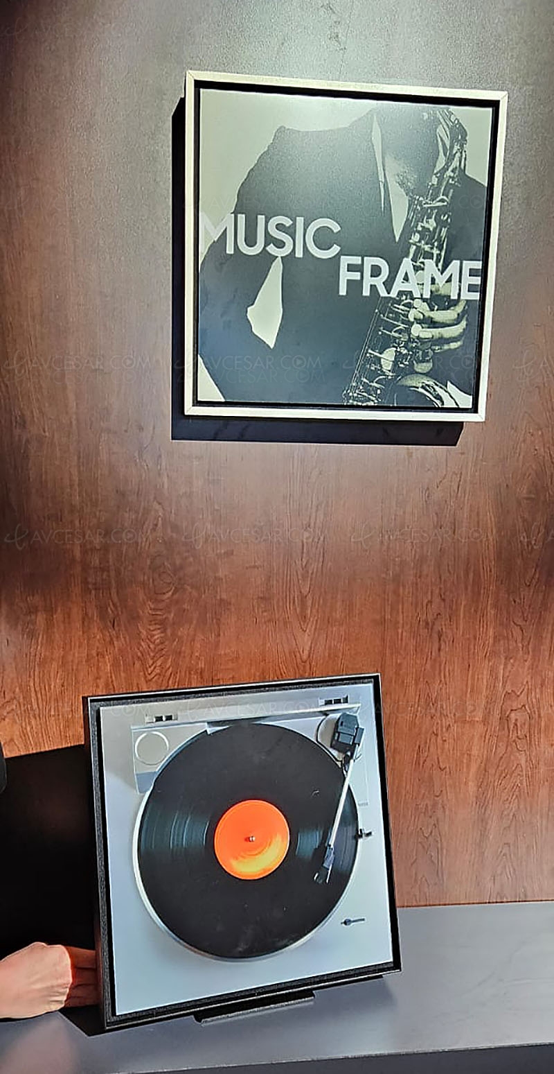 CES 24 > Samsung Music Frame, enceinte sans‑fil design/cadre photo Dolby&nbsp;Atmos&nbsp;120&nbsp;W