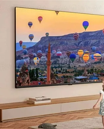 CES 24 &gt; TCL 115X955, TV QD Mini&nbsp;LED&nbsp;OD5&nbsp;: 115&quot;&nbsp;(292&nbsp;cm), 5&nbsp;000&nbsp;nits, 5&nbsp;000&nbsp;zones, disponible fin mars en&nbsp;France