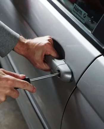 Tu ne voleras point (les secrets de&nbsp;l’Apple&nbsp;Car)