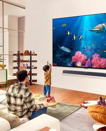 TV LG QNED90T, Mini LED UHD 4K avec dalle LCD VA et&nbsp;non&nbsp;IPS