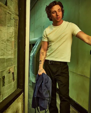 Jeremy Allen White, plus qu’un air de Bruce&nbsp;Spingsteen