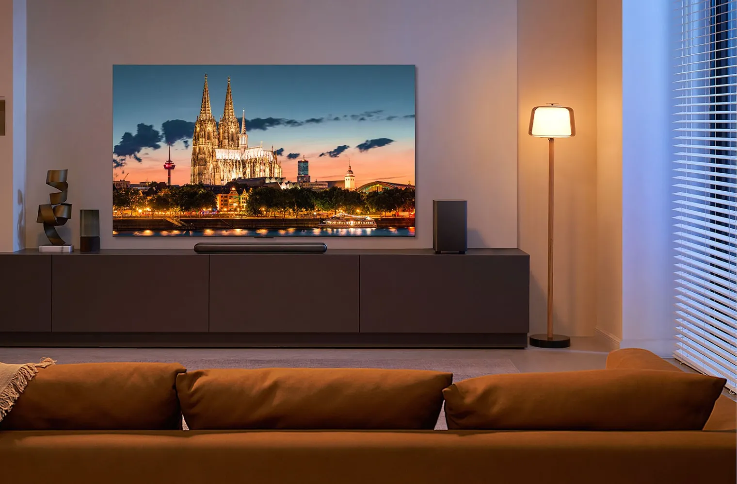 test-tcl-65c89b-le-nouveau-champion-des-tv-mini-led