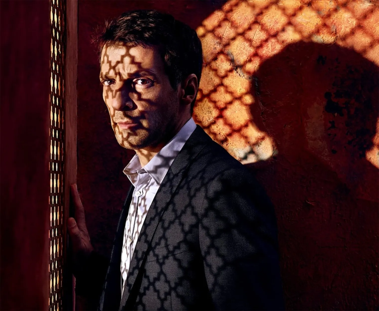 on-sait-qui-va-remplacer-mathieu-kassovitz-dans-le-bureau-des-legendes-us